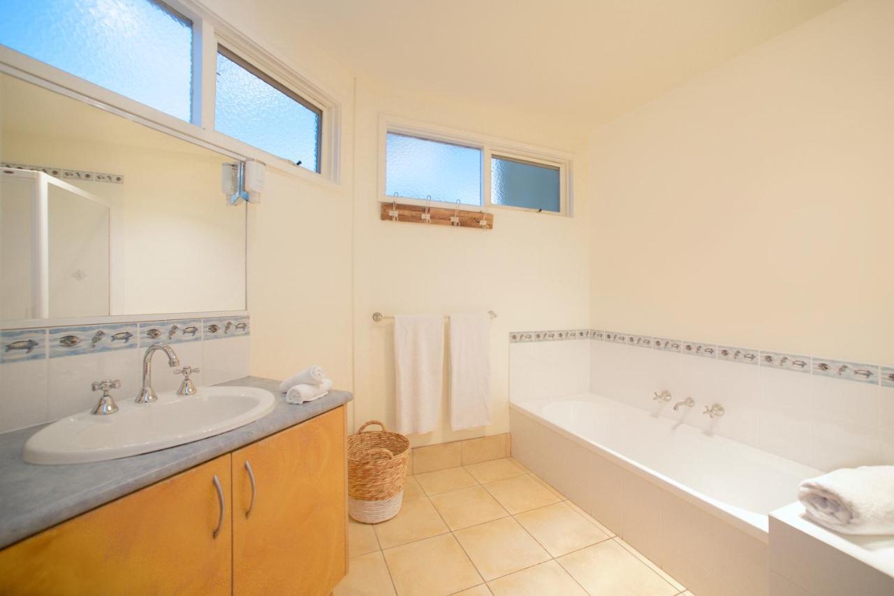Boathouse Resort Studios And Suites Blairgowrie Buitenkant foto