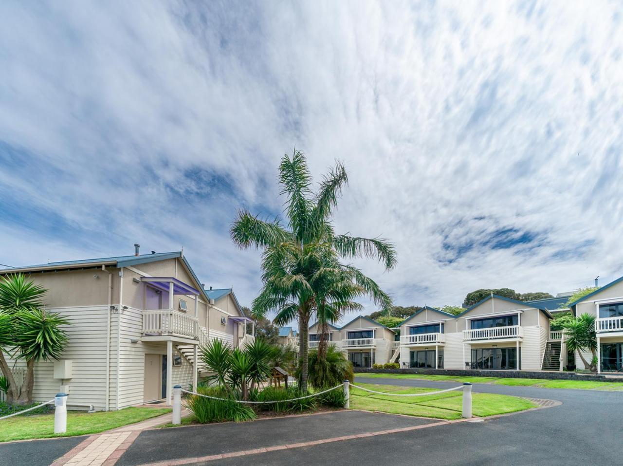 Boathouse Resort Studios And Suites Blairgowrie Buitenkant foto
