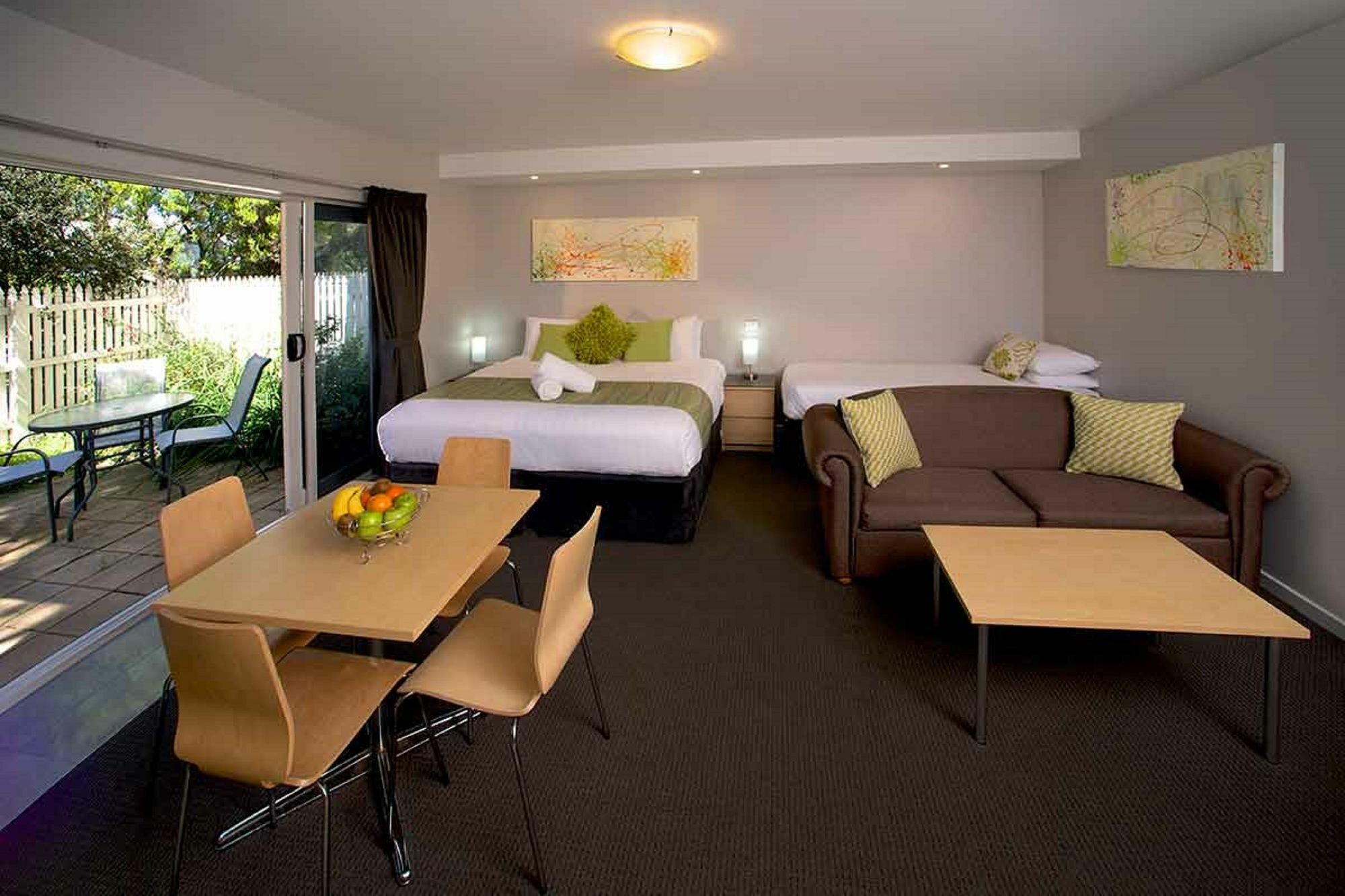 Boathouse Resort Studios And Suites Blairgowrie Buitenkant foto
