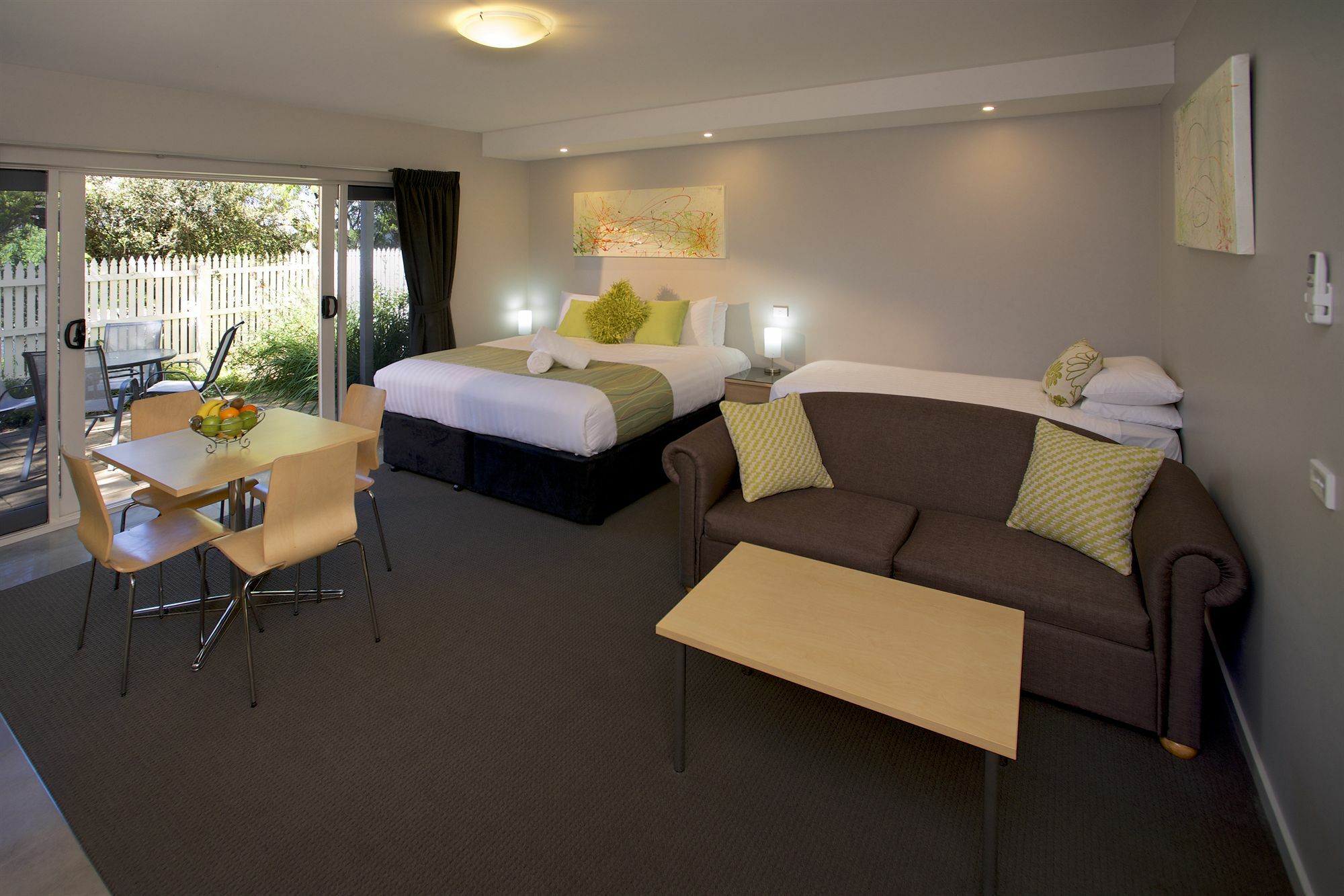 Boathouse Resort Studios And Suites Blairgowrie Buitenkant foto